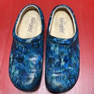 ALEGRÍA KAYLA PRO SATELLITE CLOGS T